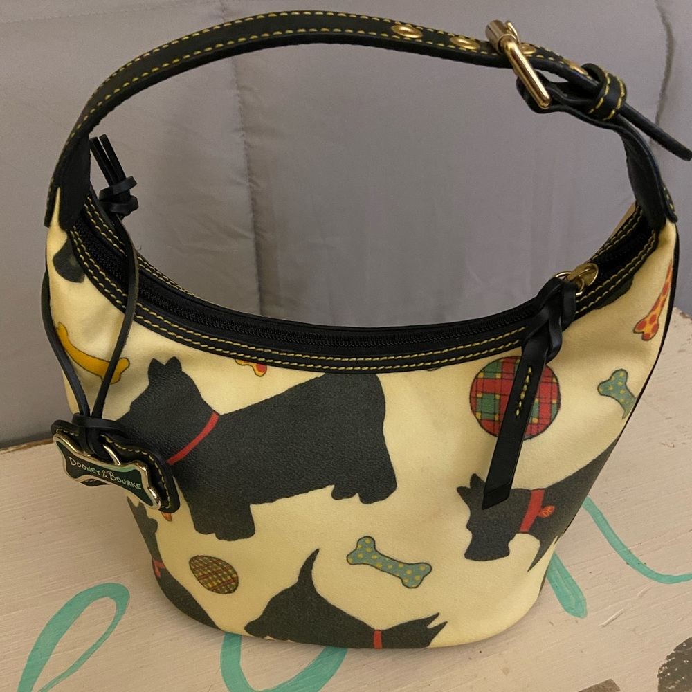 Vintage Dooney & Bourke “Scottie Dog” Bucket Bag